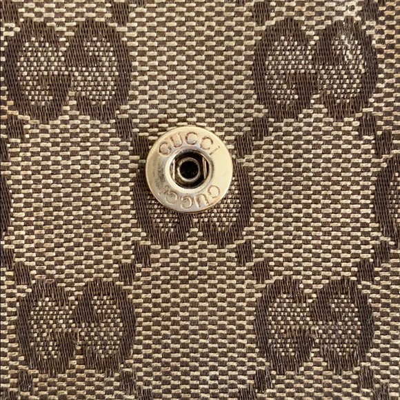 Authentic Vintage Gucci Wallet - Picture 10 of 10